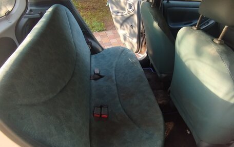 Toyota Vitz, 1999 год, 210 000 рублей, 4 фотография