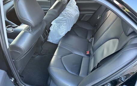 Toyota Camry, 2018 год, 2 650 000 рублей, 11 фотография