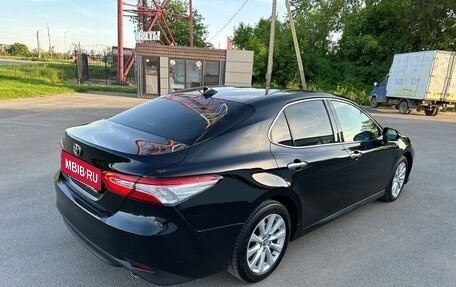 Toyota Camry, 2018 год, 2 650 000 рублей, 14 фотография