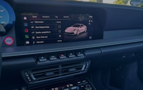 Porsche 911, 2022 год, 10 310 000 рублей, 12 фотография