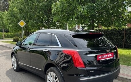 Cadillac XT5 I рестайлинг, 2016 год, 2 500 000 рублей, 3 фотография