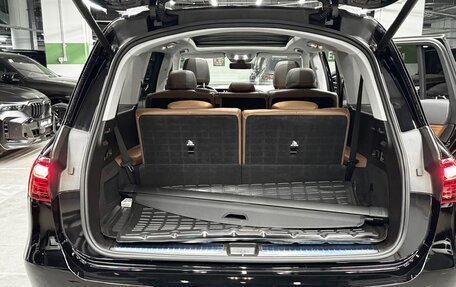 Mercedes-Benz GLS, 2024 год, 15 000 000 рублей, 34 фотография