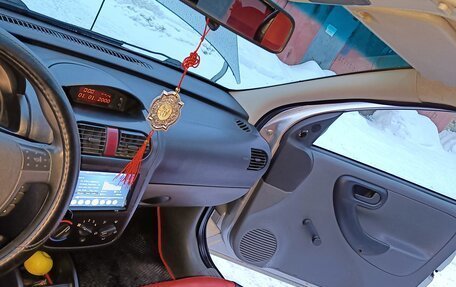 Opel Corsa C рестайлинг, 2001 год, 300 000 рублей, 19 фотография