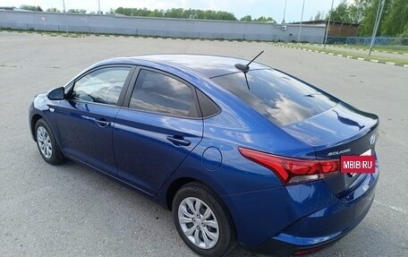 Hyundai Solaris II рестайлинг, 2022 год, 1 805 000 рублей, 5 фотография