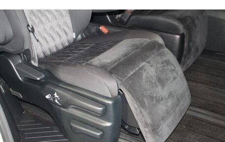 Toyota Alphard III, 2020 год, 3 450 000 рублей, 16 фотография