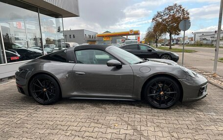 Porsche 911, 2022 год, 10 820 000 рублей, 8 фотография