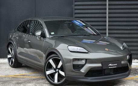 Porsche Macan, 2024 год, 17 350 000 рублей, 2 фотография