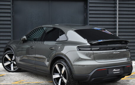 Porsche Macan, 2024 год, 17 350 000 рублей, 3 фотография
