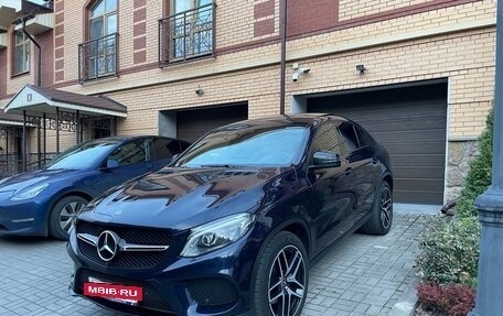 Mercedes-Benz GLE Coupe, 2017 год, 5 400 000 рублей, 2 фотография