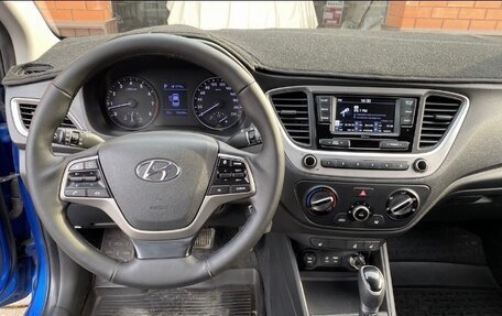 Hyundai Solaris II рестайлинг, 2018 год, 1 330 000 рублей, 6 фотография