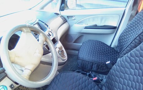 Mitsubishi Grandis, 2004 год, 380 000 рублей, 6 фотография