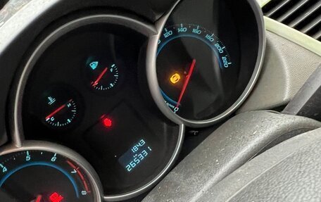 Chevrolet Cruze II, 2009 год, 185 000 рублей, 16 фотография
