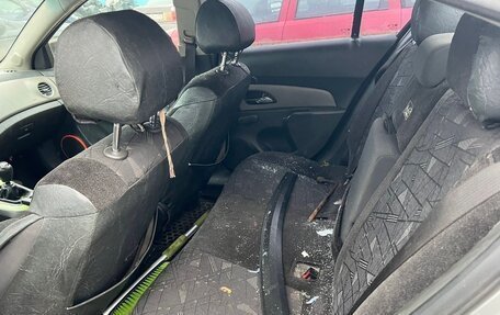 Chevrolet Cruze II, 2009 год, 185 000 рублей, 17 фотография