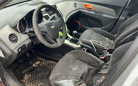 Chevrolet Cruze II, 2009 год, 185 000 рублей, 18 фотография