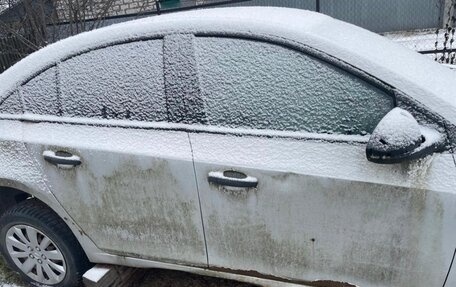 Chevrolet Cruze II, 2009 год, 185 000 рублей, 9 фотография