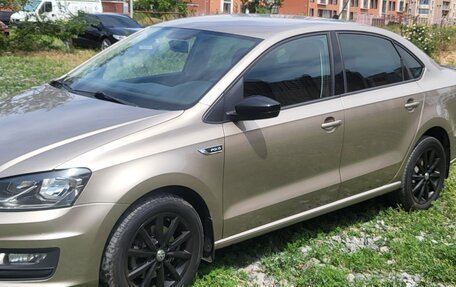 Volkswagen Polo VI (EU Market), 2019 год, 1 280 000 рублей, 2 фотография