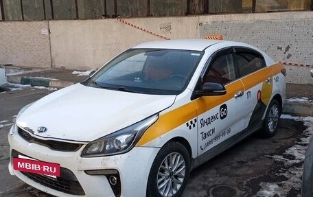 KIA Rio IV, 2018 год, 900 000 рублей, 8 фотография