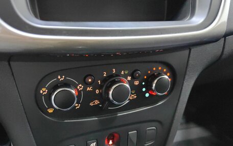 Renault Sandero II рестайлинг, 2014 год, 549 000 рублей, 16 фотография