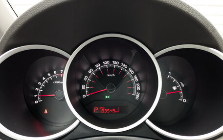 KIA Venga I, 2013 год, 999 000 рублей, 13 фотография