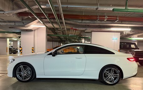Mercedes-Benz E-Класс, 2018 год, 4 600 000 рублей, 8 фотография