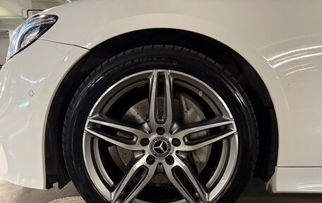 Mercedes-Benz E-Класс, 2018 год, 4 600 000 рублей, 11 фотография