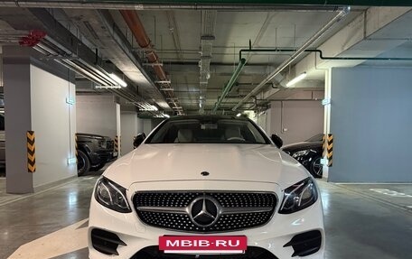 Mercedes-Benz E-Класс, 2018 год, 4 600 000 рублей, 5 фотография