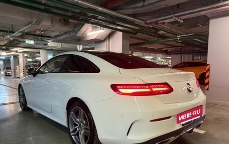 Mercedes-Benz E-Класс, 2018 год, 4 600 000 рублей, 7 фотография
