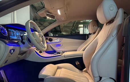 Mercedes-Benz E-Класс, 2018 год, 4 600 000 рублей, 17 фотография