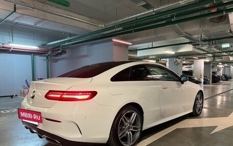 Mercedes-Benz E-Класс, 2018 год, 4 600 000 рублей, 10 фотография