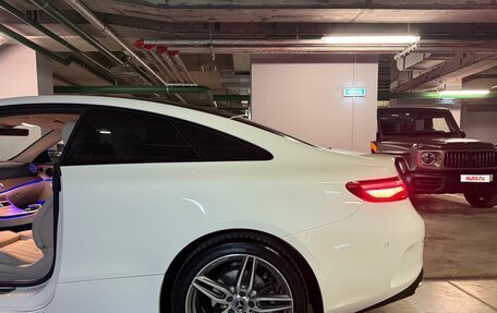 Mercedes-Benz E-Класс, 2018 год, 4 600 000 рублей, 35 фотография