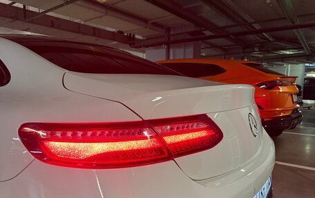 Mercedes-Benz E-Класс, 2018 год, 4 600 000 рублей, 31 фотография