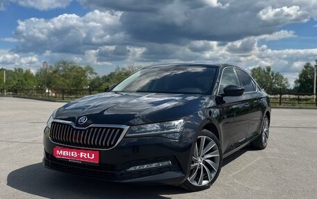 Skoda Superb III рестайлинг, 2019 год, 2 200 000 рублей, 1 фотография