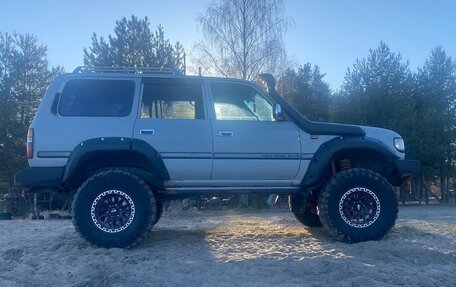 Toyota Land Cruiser 80 рестайлинг, 1996 год, 2 490 000 рублей, 2 фотография