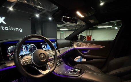 Mercedes-Benz E-Класс, 2019 год, 4 300 000 рублей, 3 фотография