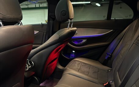 Mercedes-Benz E-Класс, 2019 год, 4 300 000 рублей, 6 фотография