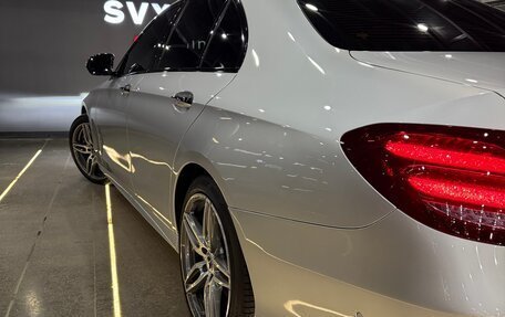 Mercedes-Benz E-Класс, 2019 год, 4 300 000 рублей, 14 фотография