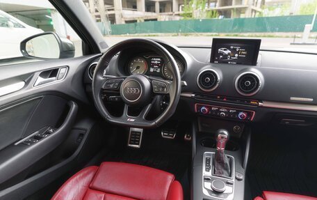 Audi S3, 2018 год, 2 890 000 рублей, 16 фотография