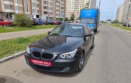 BMW 5 серия, 2008 год, 900 000 рублей, 4 фотография