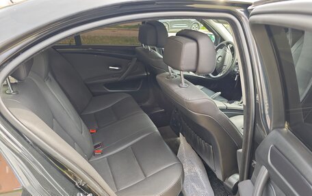 BMW 5 серия, 2008 год, 900 000 рублей, 16 фотография