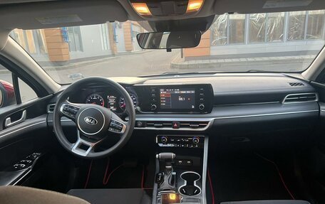 KIA K5, 2020 год, 2 200 000 рублей, 9 фотография
