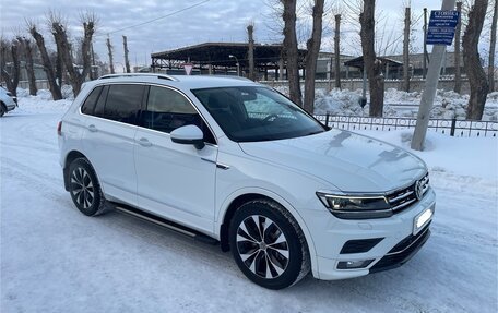 Volkswagen Tiguan II, 2018 год, 3 400 000 рублей, 2 фотография