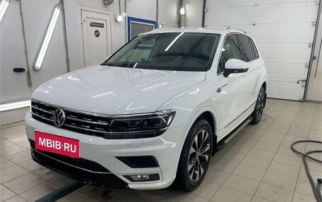Volkswagen Tiguan II, 2018 год, 3 400 000 рублей, 6 фотография