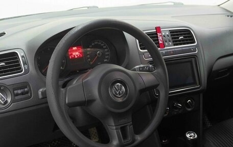Volkswagen Polo VI (EU Market), 2011 год, 599 000 рублей, 13 фотография