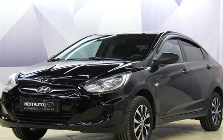 Hyundai Solaris II рестайлинг, 2013 год, 687 400 рублей, 1 фотография