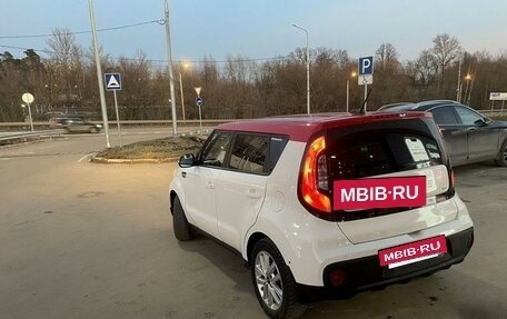 KIA Soul II рестайлинг, 2018 год, 1 300 000 рублей, 4 фотография