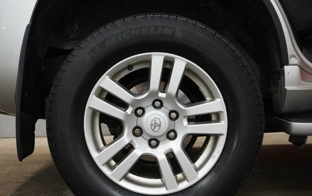 Toyota Land Cruiser Prado 150 рестайлинг 2, 2013 год, 2 670 000 рублей, 9 фотография