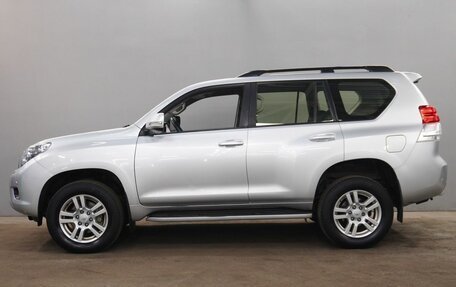Toyota Land Cruiser Prado 150 рестайлинг 2, 2013 год, 2 670 000 рублей, 8 фотография