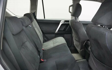 Toyota Land Cruiser Prado 150 рестайлинг 2, 2013 год, 2 670 000 рублей, 12 фотография