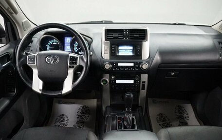 Toyota Land Cruiser Prado 150 рестайлинг 2, 2013 год, 2 670 000 рублей, 13 фотография