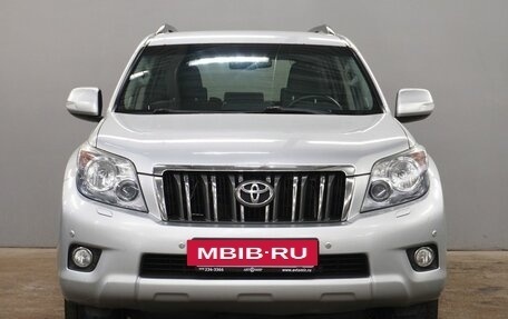 Toyota Land Cruiser Prado 150 рестайлинг 2, 2013 год, 2 670 000 рублей, 2 фотография